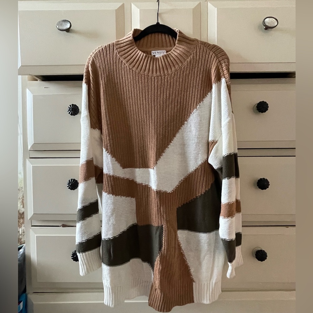 VENUS Women's Colorblock Sweater - Brown, White